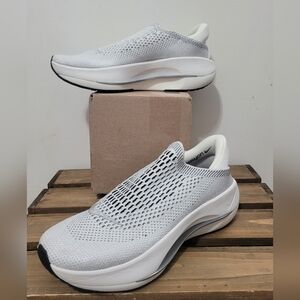 Nike Women's Slip-On Knit Running Sneakers - White